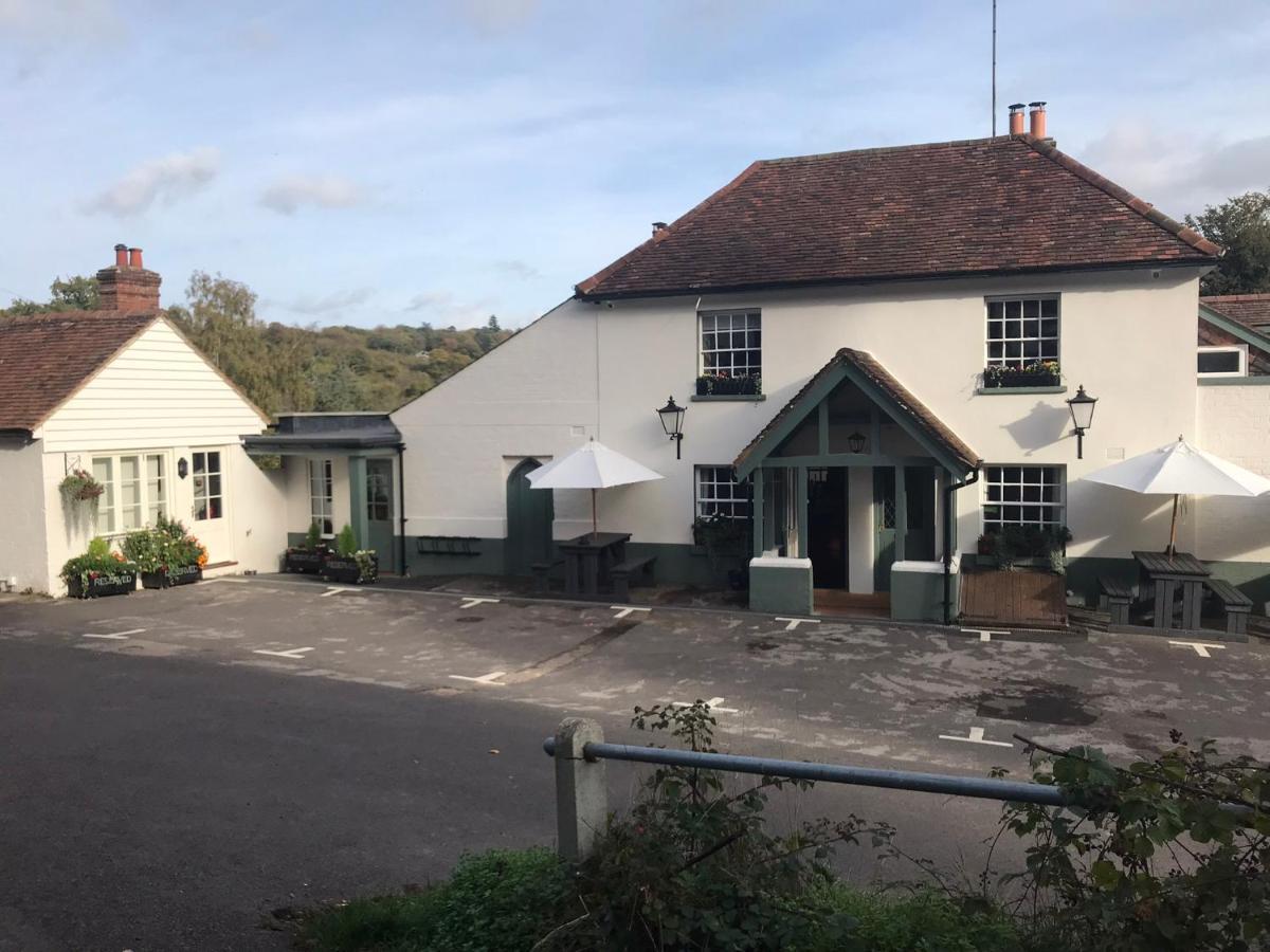 Hotel The Kings Head Dorking Zewnętrze zdjęcie