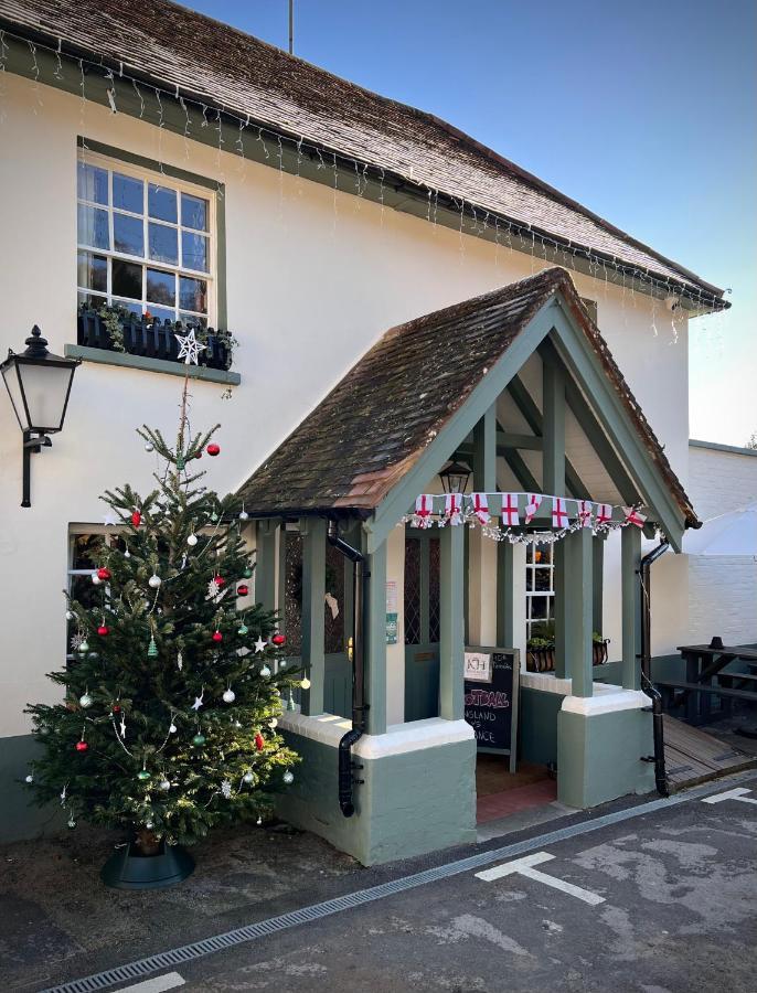 Hotel The Kings Head Dorking Zewnętrze zdjęcie