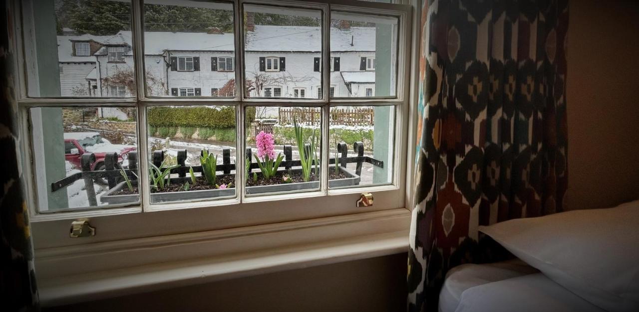 Hotel The Kings Head Dorking Zewnętrze zdjęcie